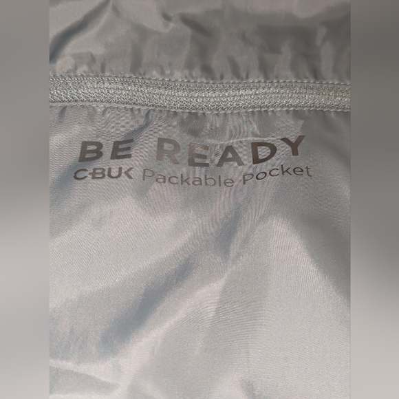 CUTTER & BUCK Womens Medium Thaw Insulated Packable Vest - Picture 10 of 12